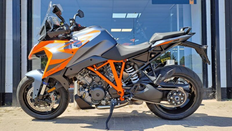 KTM 1290 SUPERDUKE GT ABS