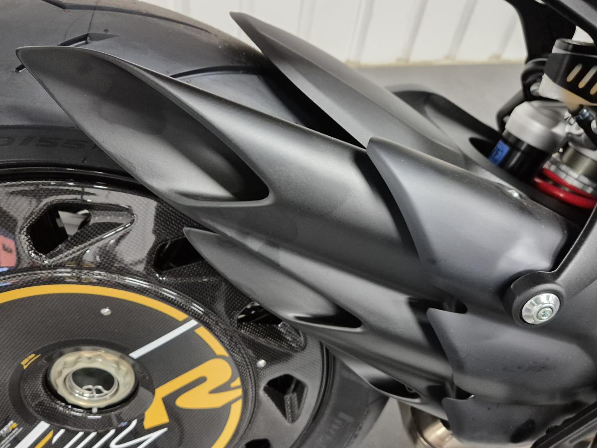 
								MV AGUSTA DRAGSTER 800 RR SCS full									