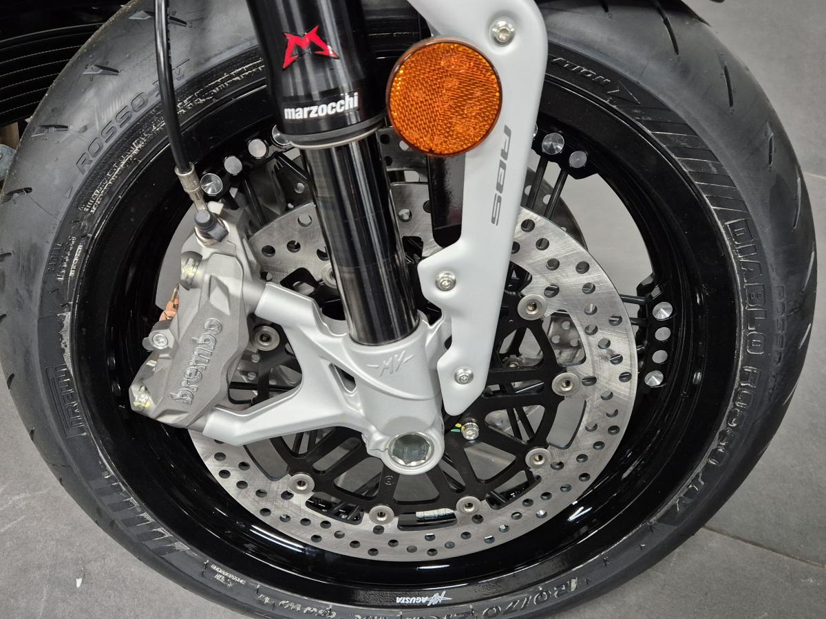 
								MV AGUSTA DRAGSTER 800 RR SCS full									