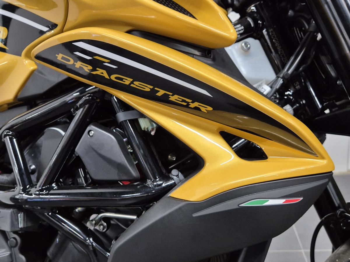 
								MV AGUSTA DRAGSTER 800 RR SCS full									