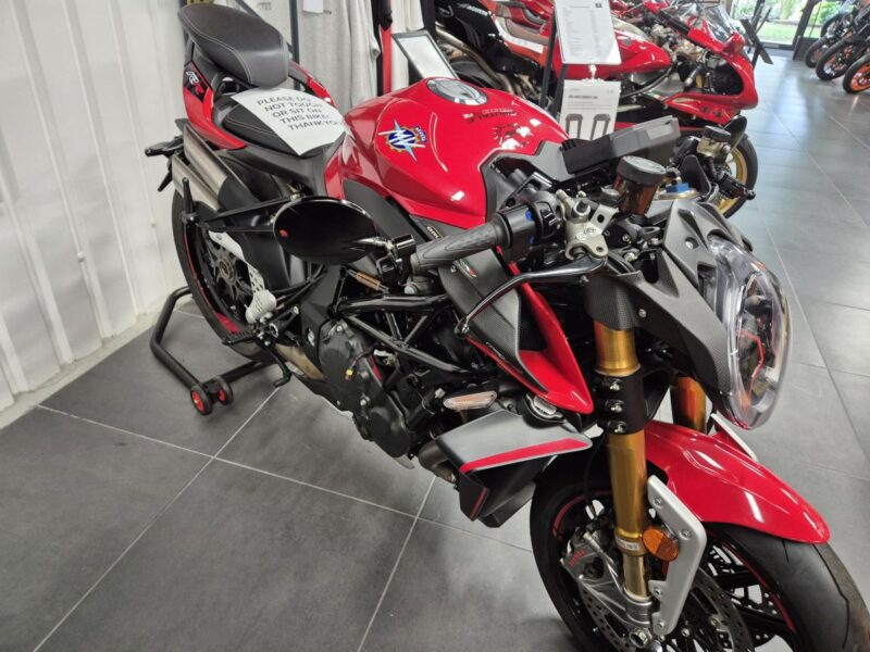 MV AGUSTA BRUTALE 1000RR