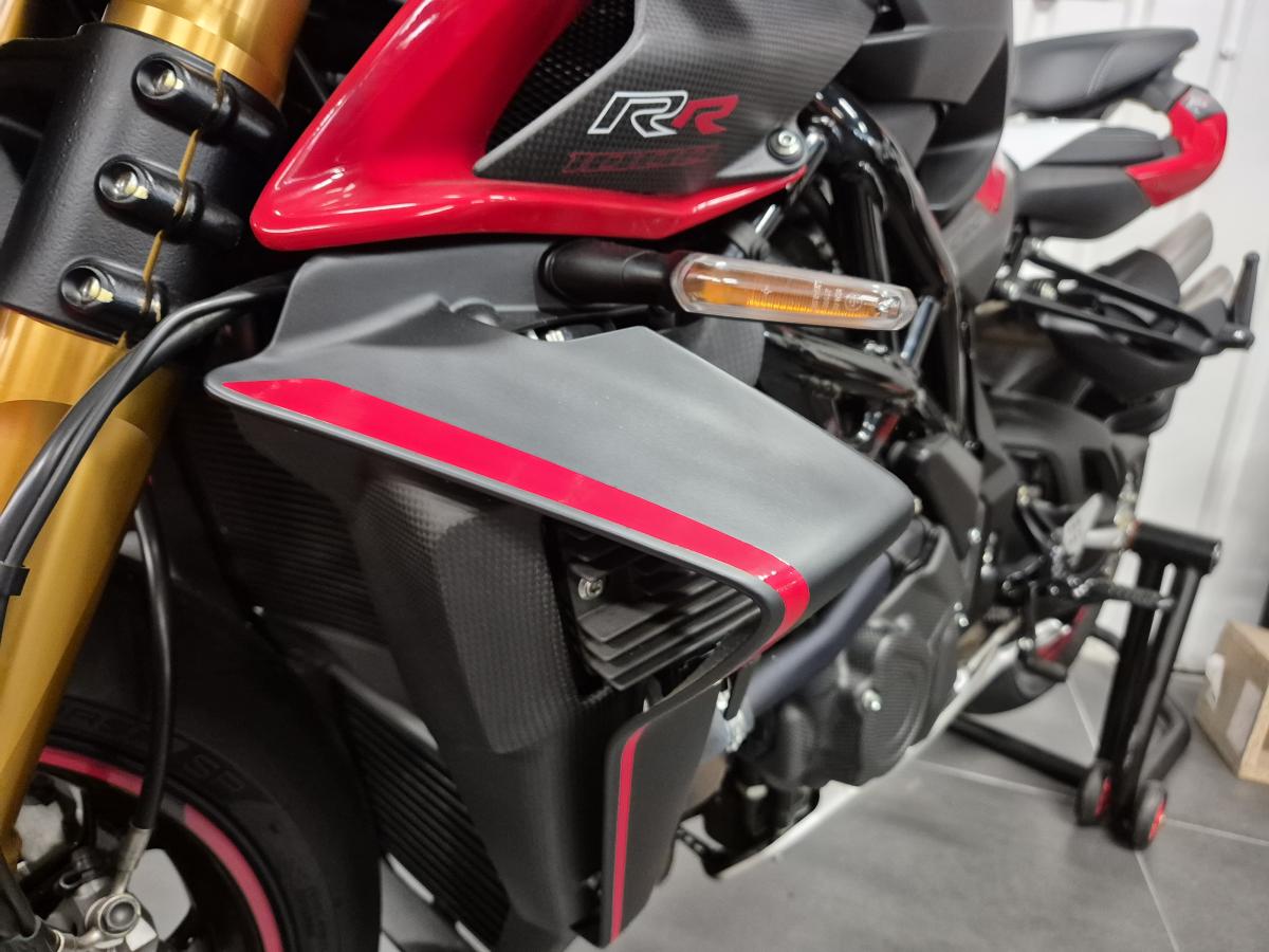 
								MV AGUSTA BRUTALE 1000RR full									