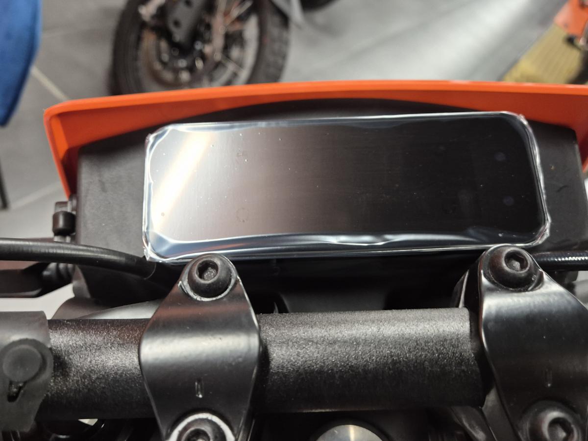 
								KTM 390 Enduro R full									