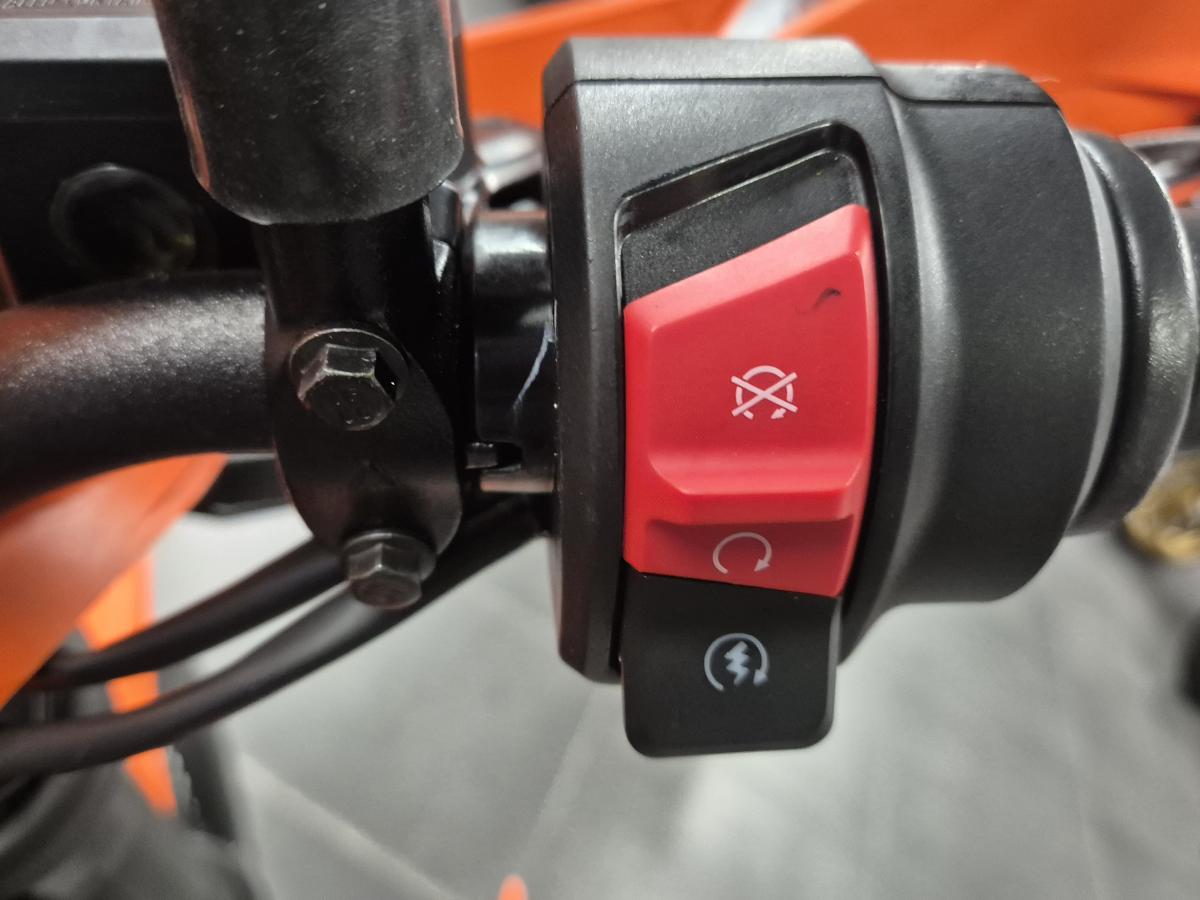 
								KTM 390 Enduro R full									