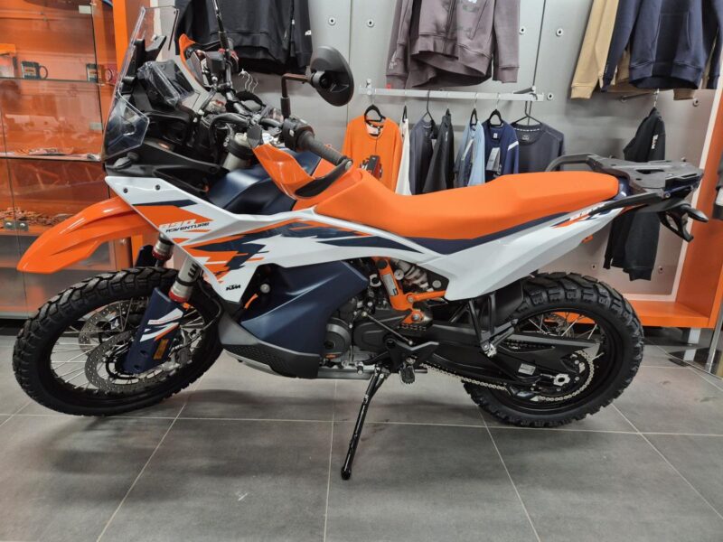 KTM 890 ADVENTURE R