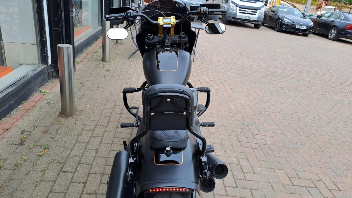 
								HARLEY-DAVIDSON FXFBS FAT BOB 114 1868 20 full									