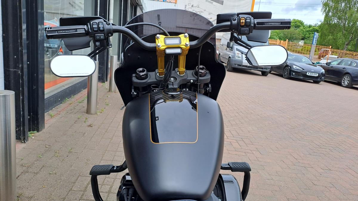 
								HARLEY-DAVIDSON FXFBS FAT BOB 114 1868 20 full									