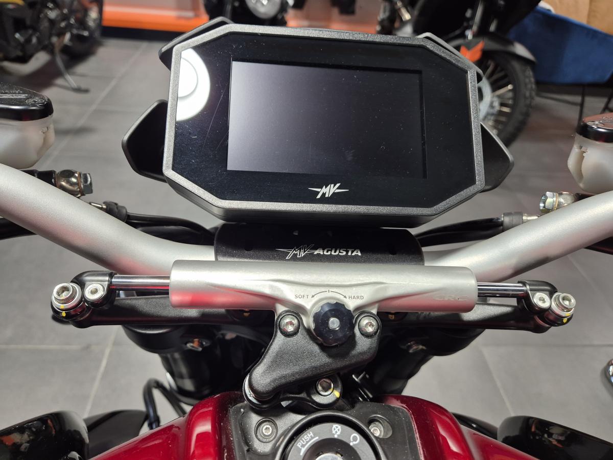 
								MV AGUSTA BRUTALE 800 RR full									