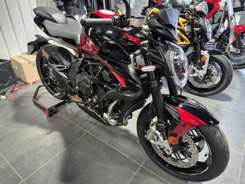 MV AGUSTA BRUTALE 800 RR