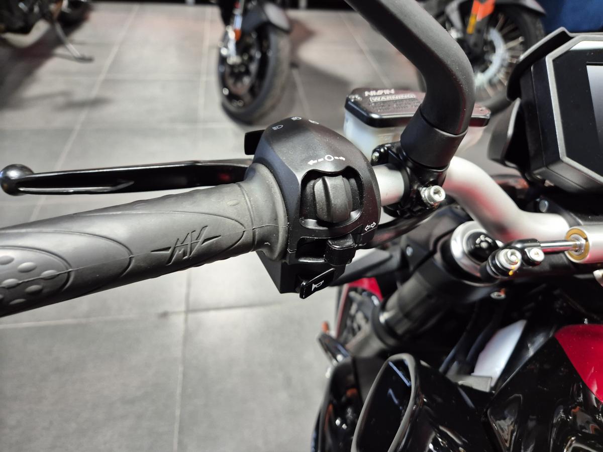 
								MV AGUSTA BRUTALE 800 RR full									