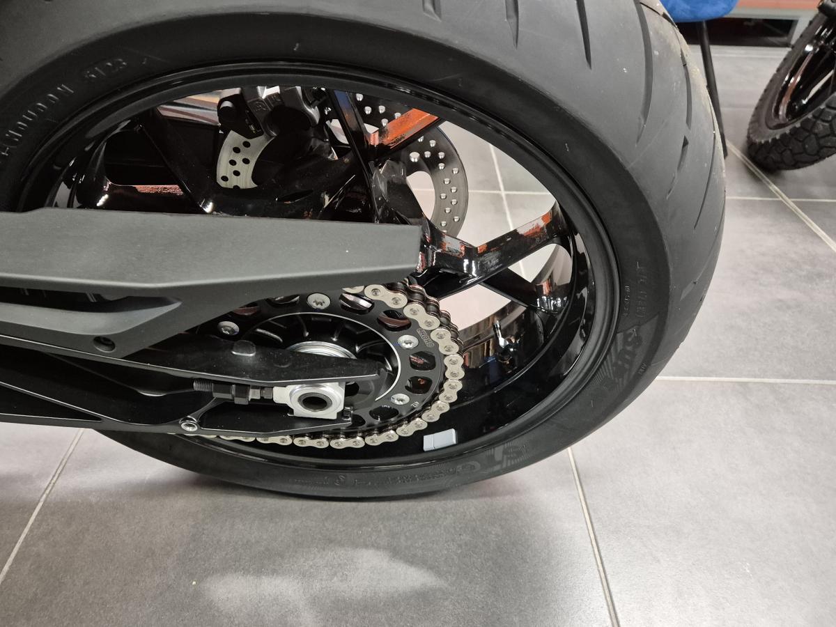 
								KTM 790 DUKE L full									