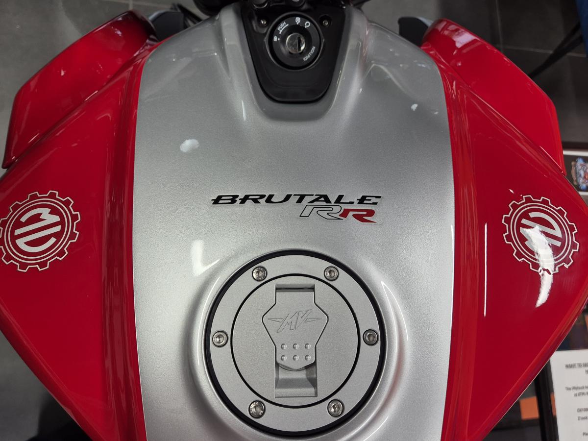 
								MV AGUSTA BRUTALE RR Ottantesimo full									