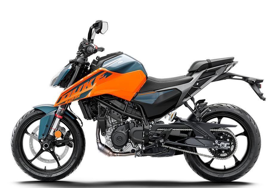 
								KTM 125 DUKE full									