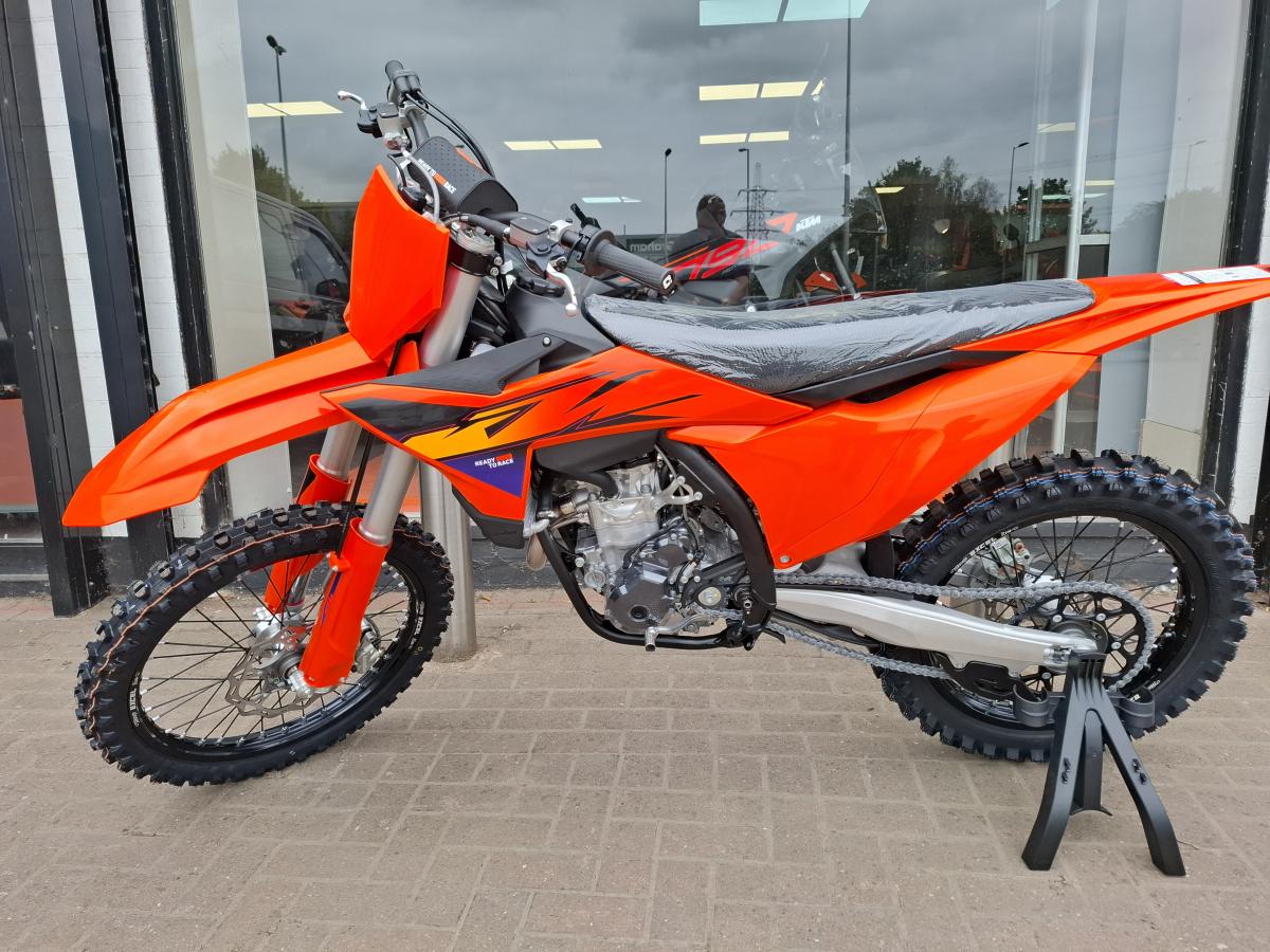 
								KTM 350 SXF full									