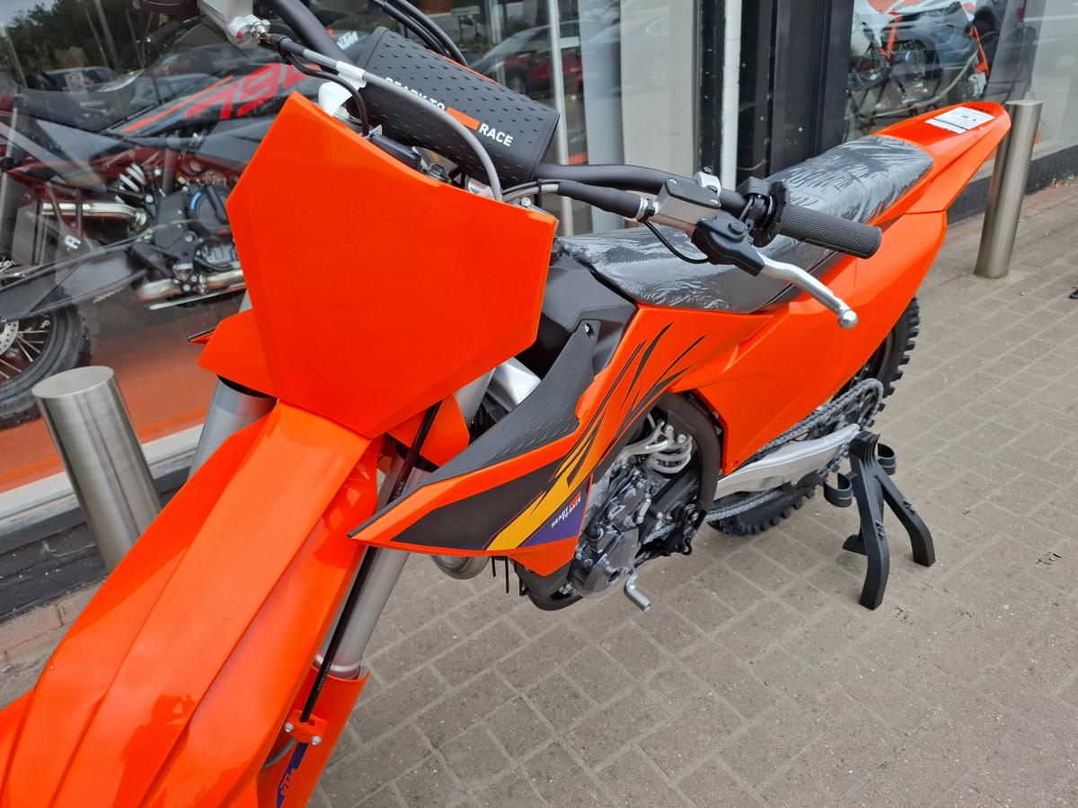 
								KTM 350 SXF full									