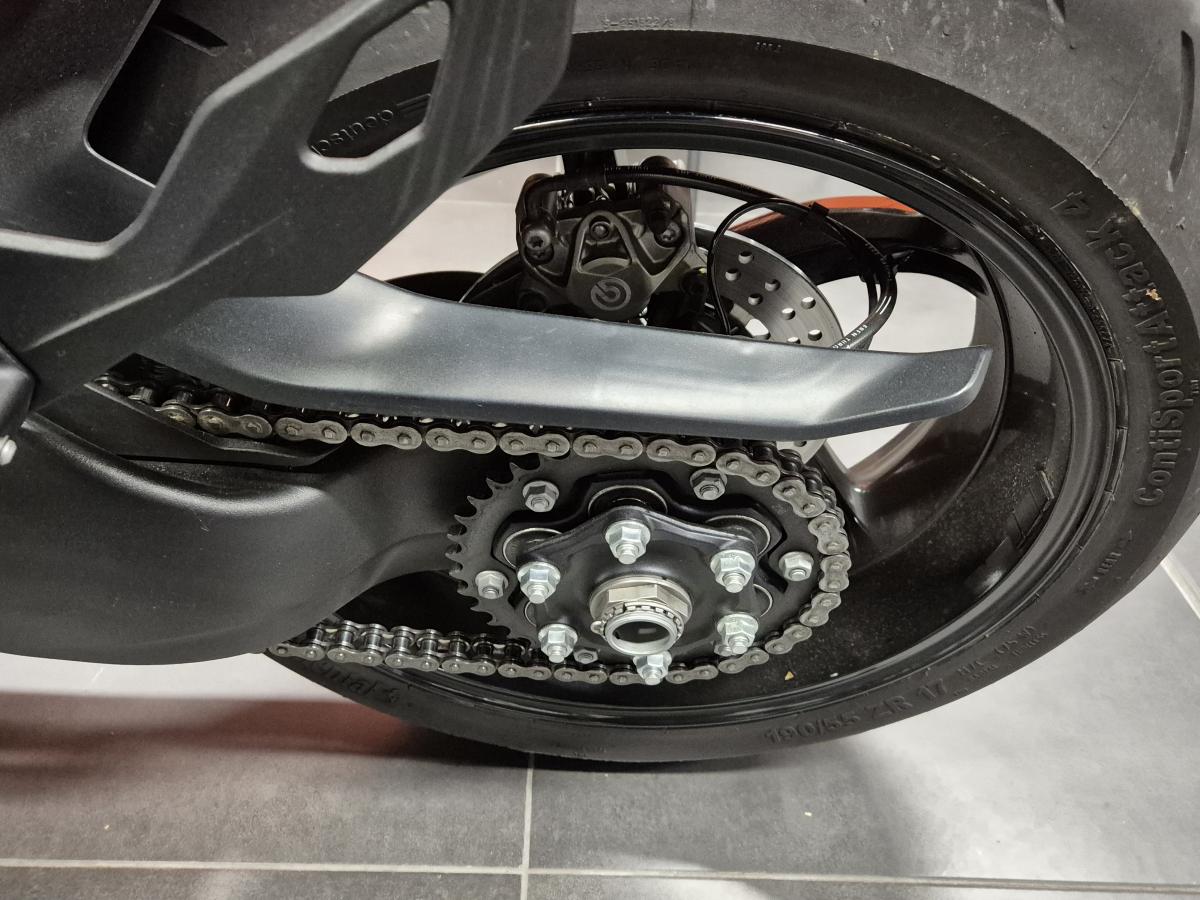 
								KTM KTM 1290 SUPERDUKE GT 24 full									