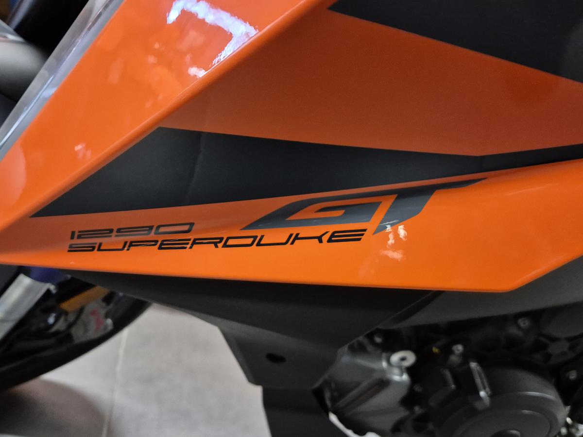 KTM KTM 1290 SUPERDUKE GT 24