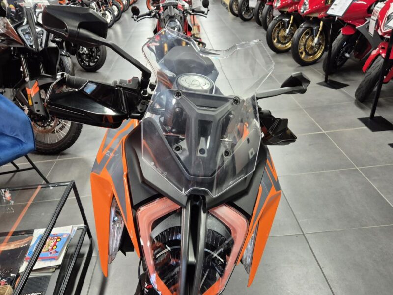 KTM KTM 1290 SUPERDUKE GT 24