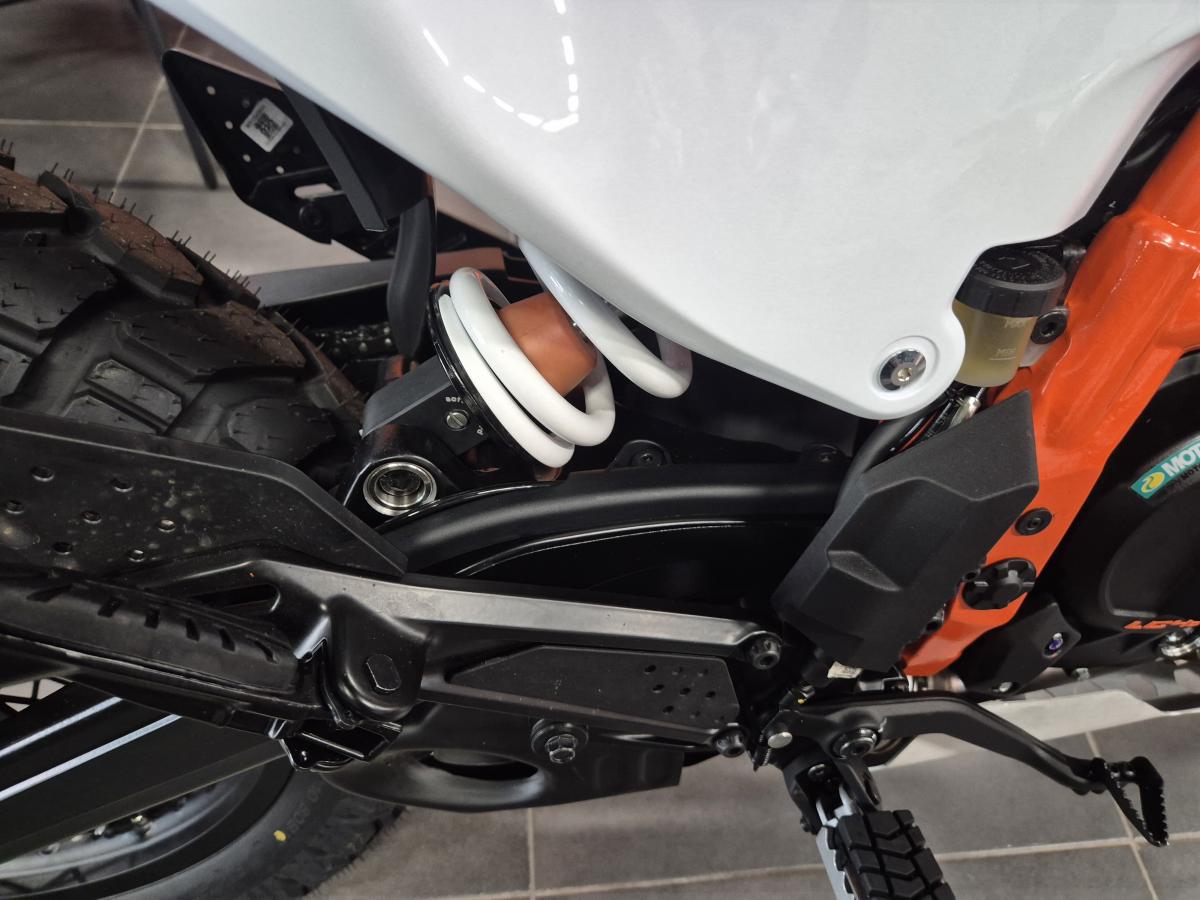 
								KTM 125 Enduro R full									