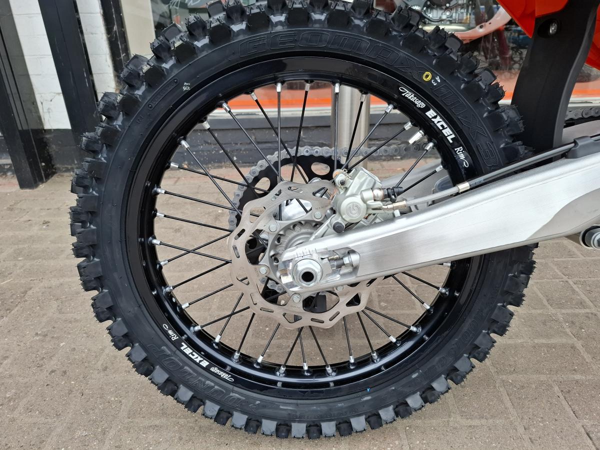 
								KTM 125 SX full									