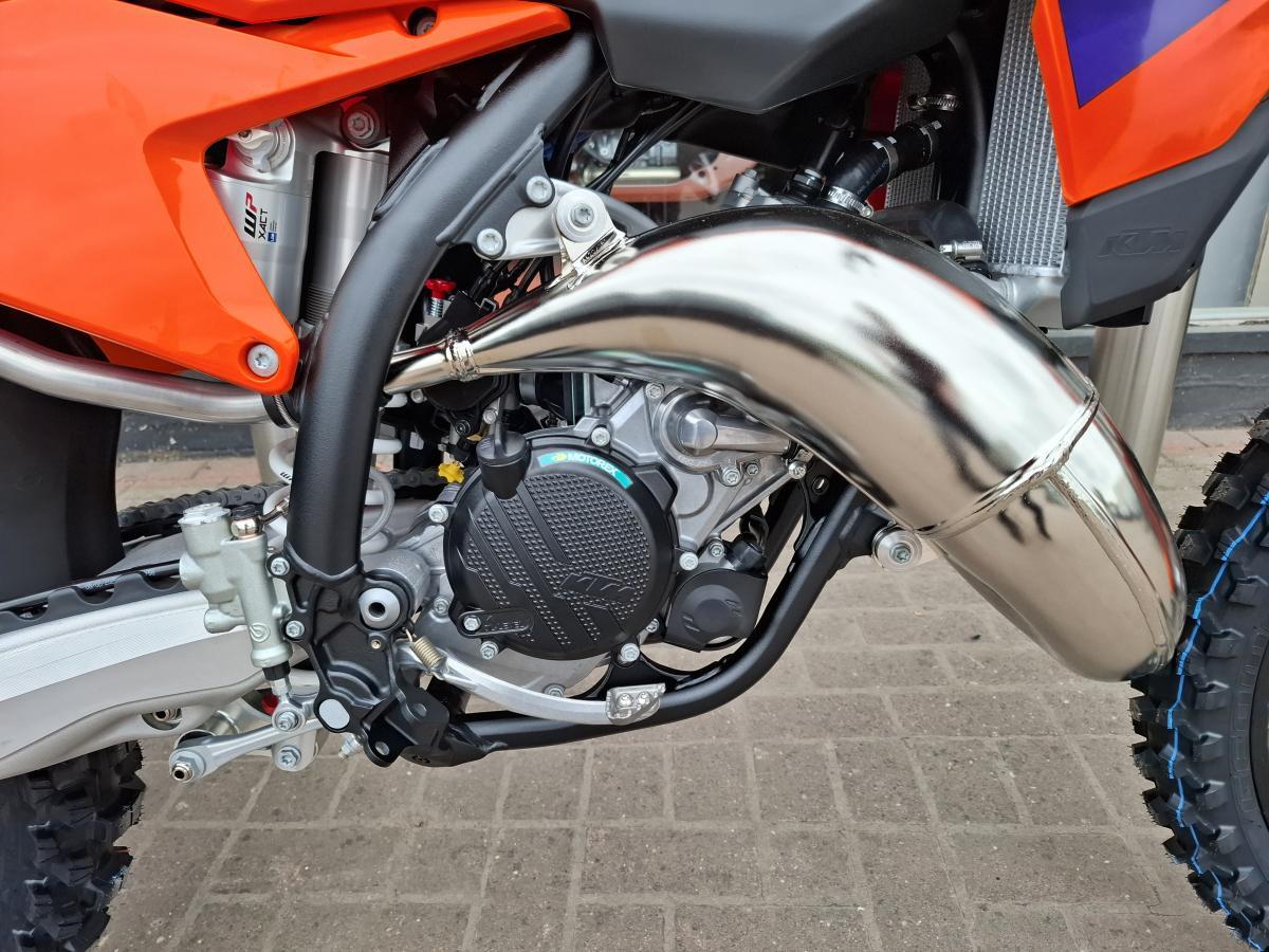 
								KTM 125 SX full									