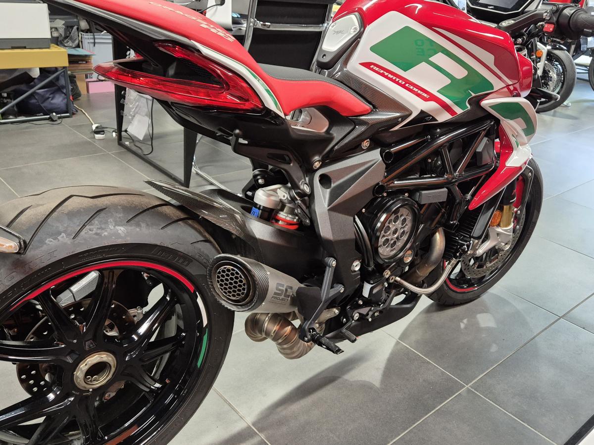 
								MV MV AGUSTA DRAGSTER RR RC SCS full									