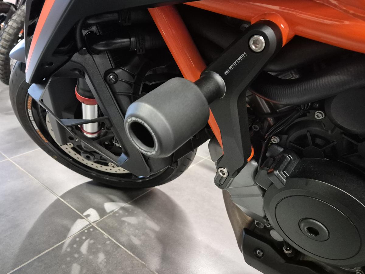 
								KTM KTM 1390 SUPERDUKE R 24 full									
