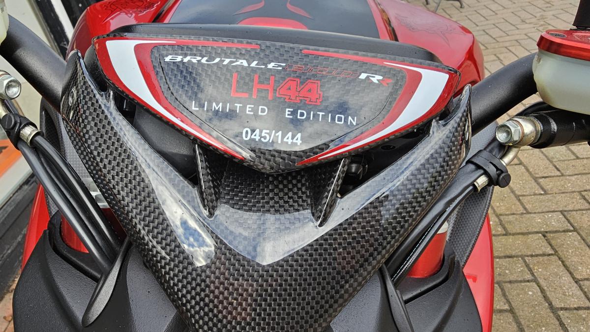 
								MV AGUSTA BRUTALE 800 RR full									