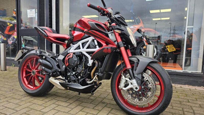 MV AGUSTA BRUTALE 800 RR