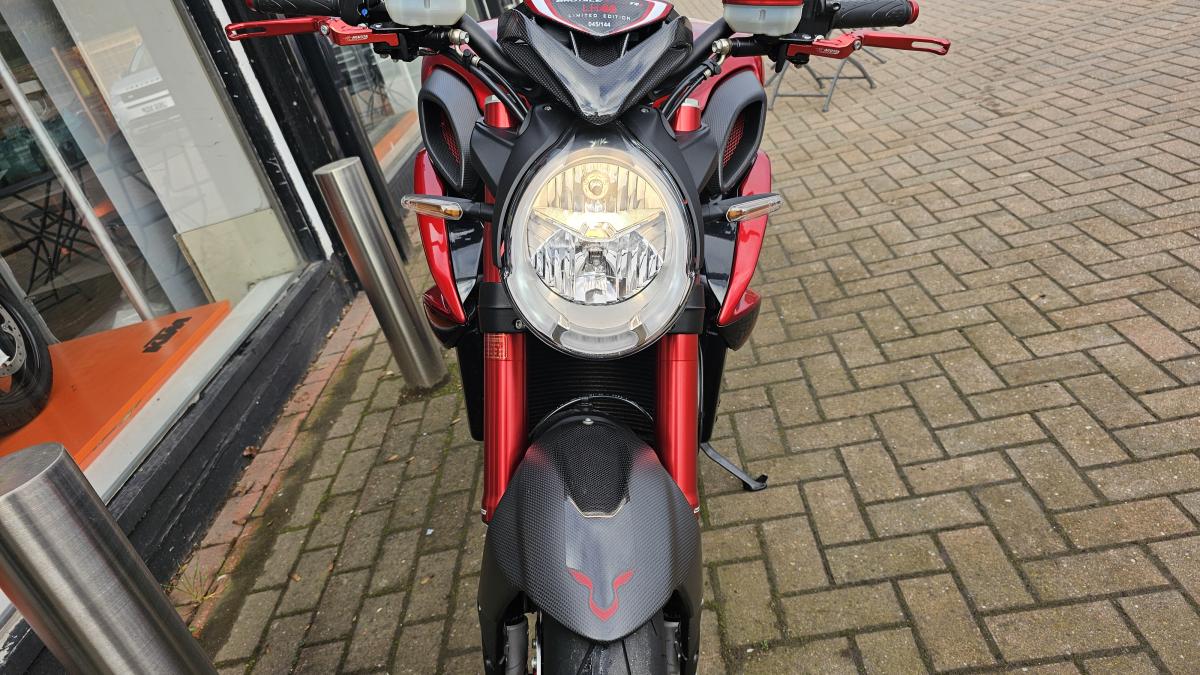 
								MV AGUSTA BRUTALE 800 RR full									