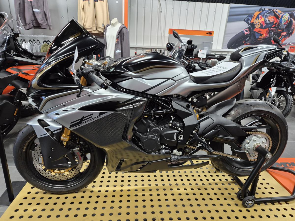 MV AGUSTA F3 Competizione