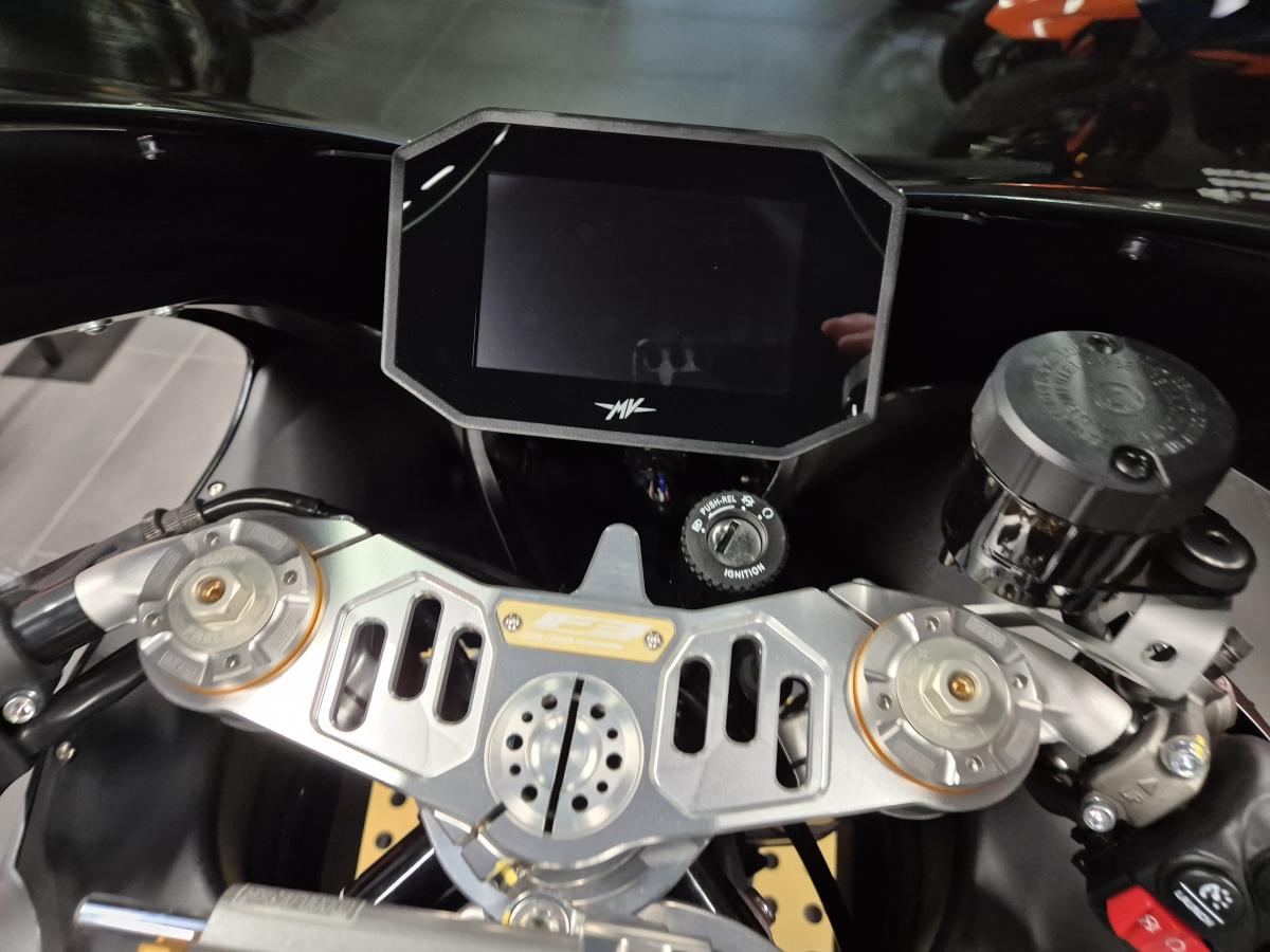 
								MV AGUSTA F3 Competizione full									