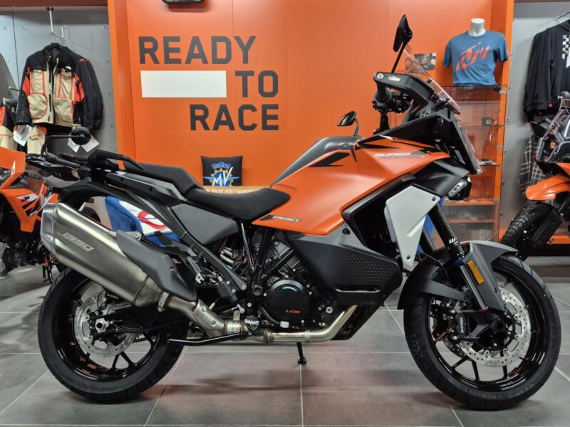 KTM 1390 Super Adventure S AMT