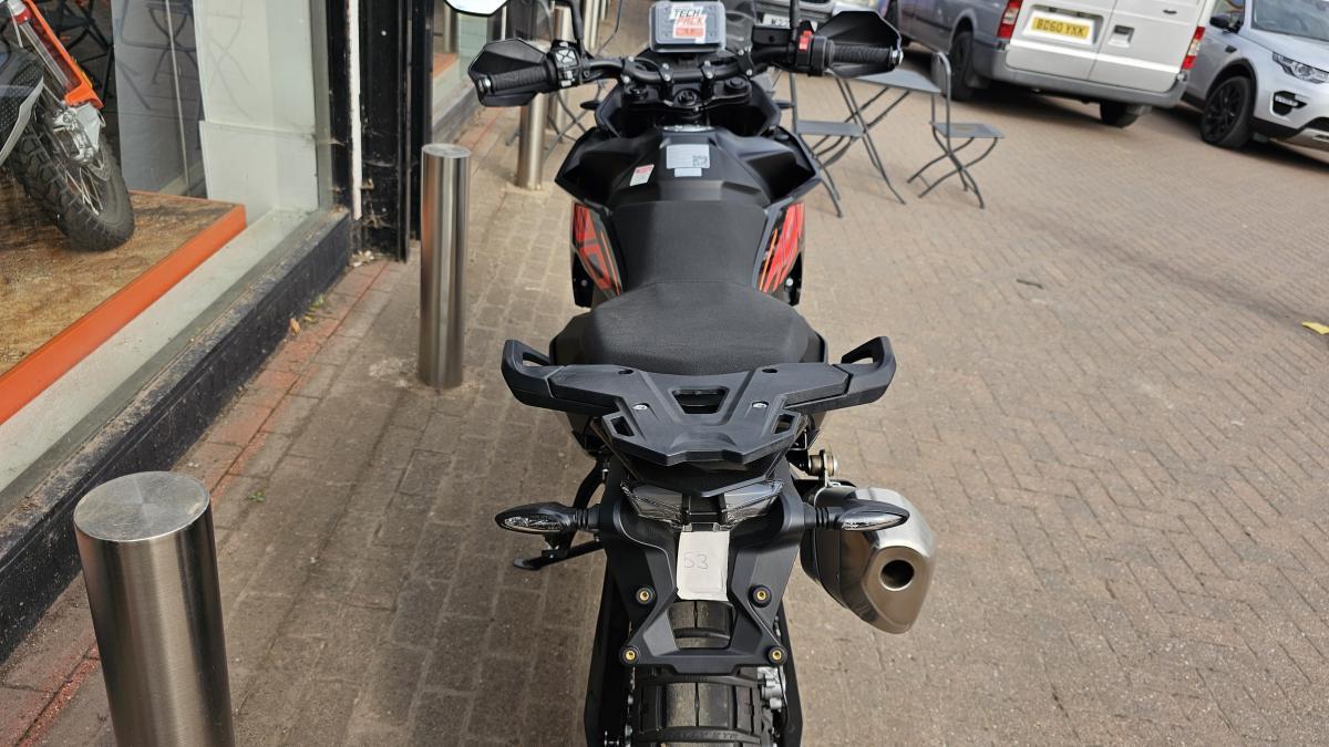 
								KTM 790 ADVENTURE full									