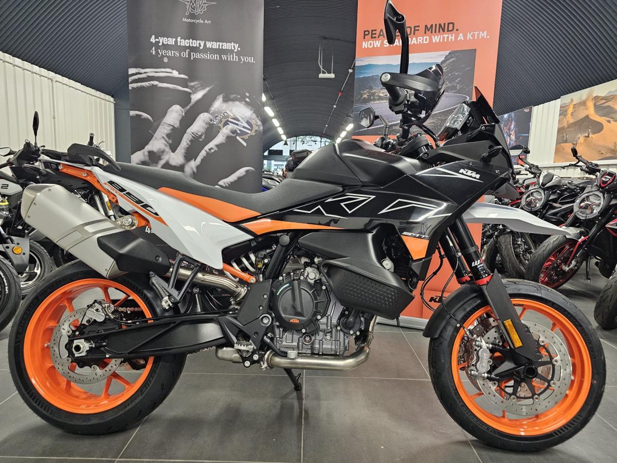 KTM 890 SMT