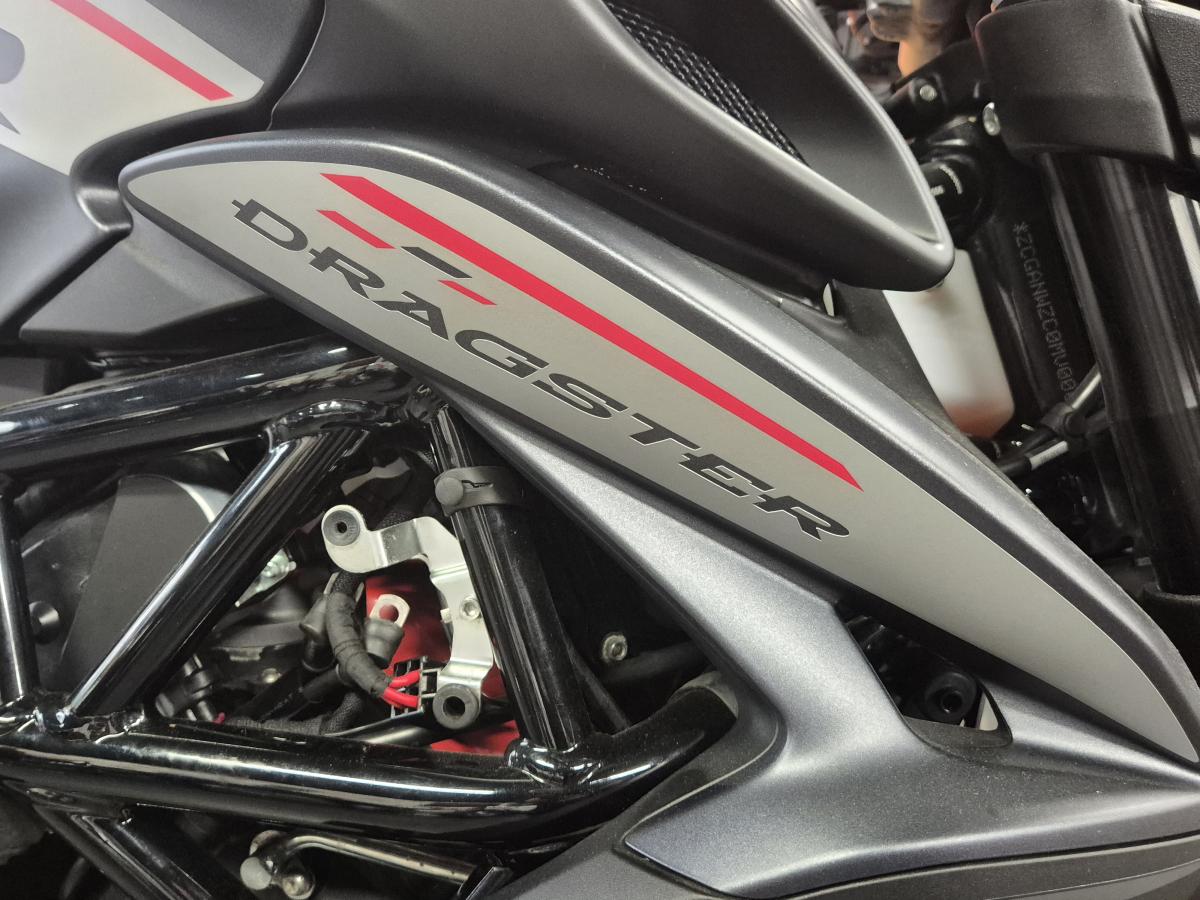 
								MV AGUSTA DRAGSTER  800 RR full									
