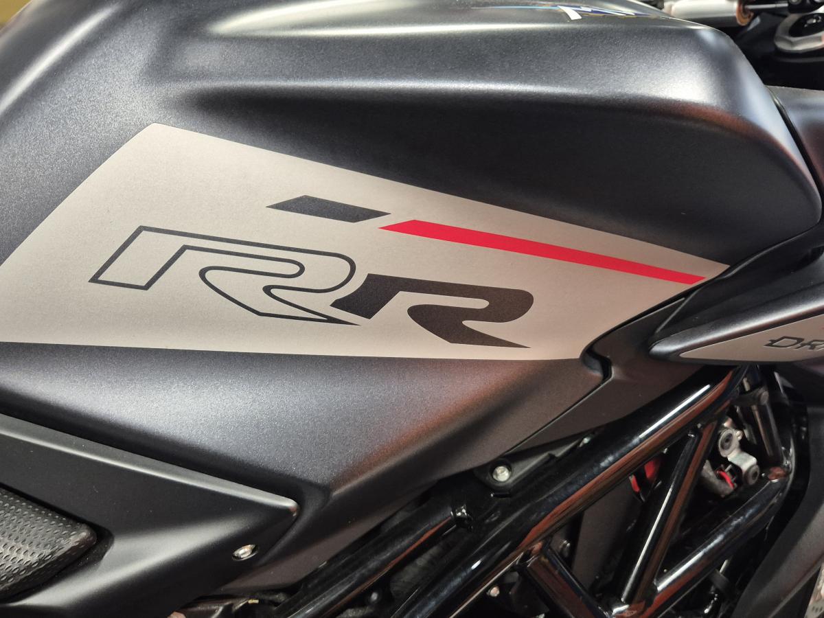 
								MV AGUSTA DRAGSTER  800 RR full									