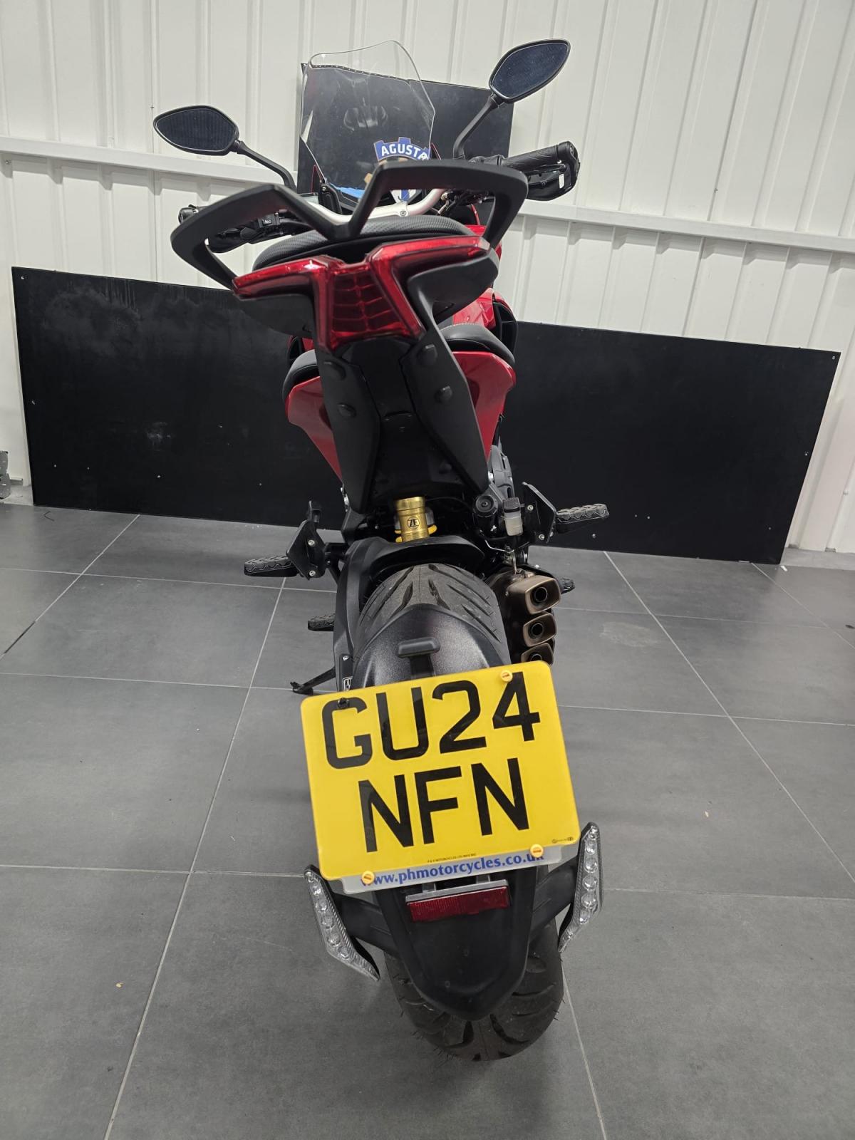 MV AGUSTA TURISMO VELOCE 800 ROSSO