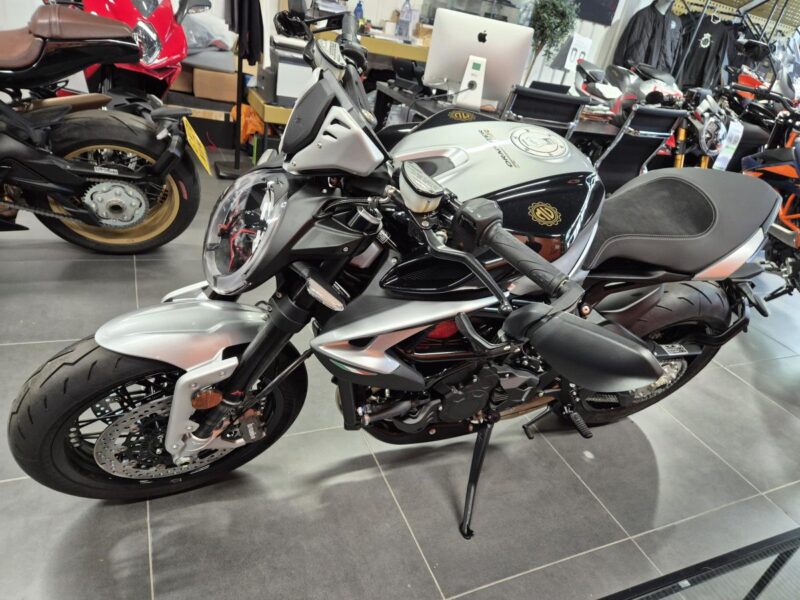 MV AGUSTA Dragster RR 800 Ottantesimo