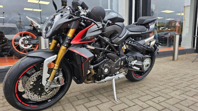 MV AGUSTA BRUTALE 1000RR