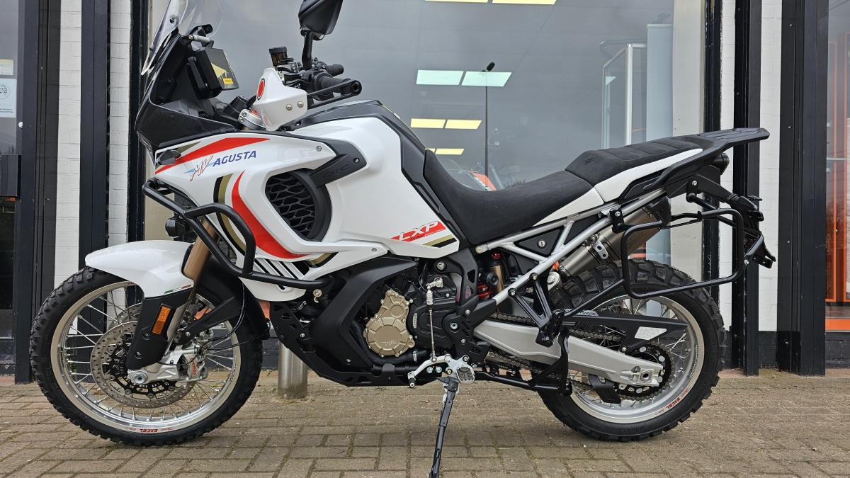 
								MV Agusta MV Agusta LXP Orioli full									
