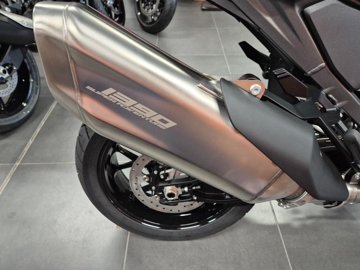
								KTM 1390 Super Adventure S full									