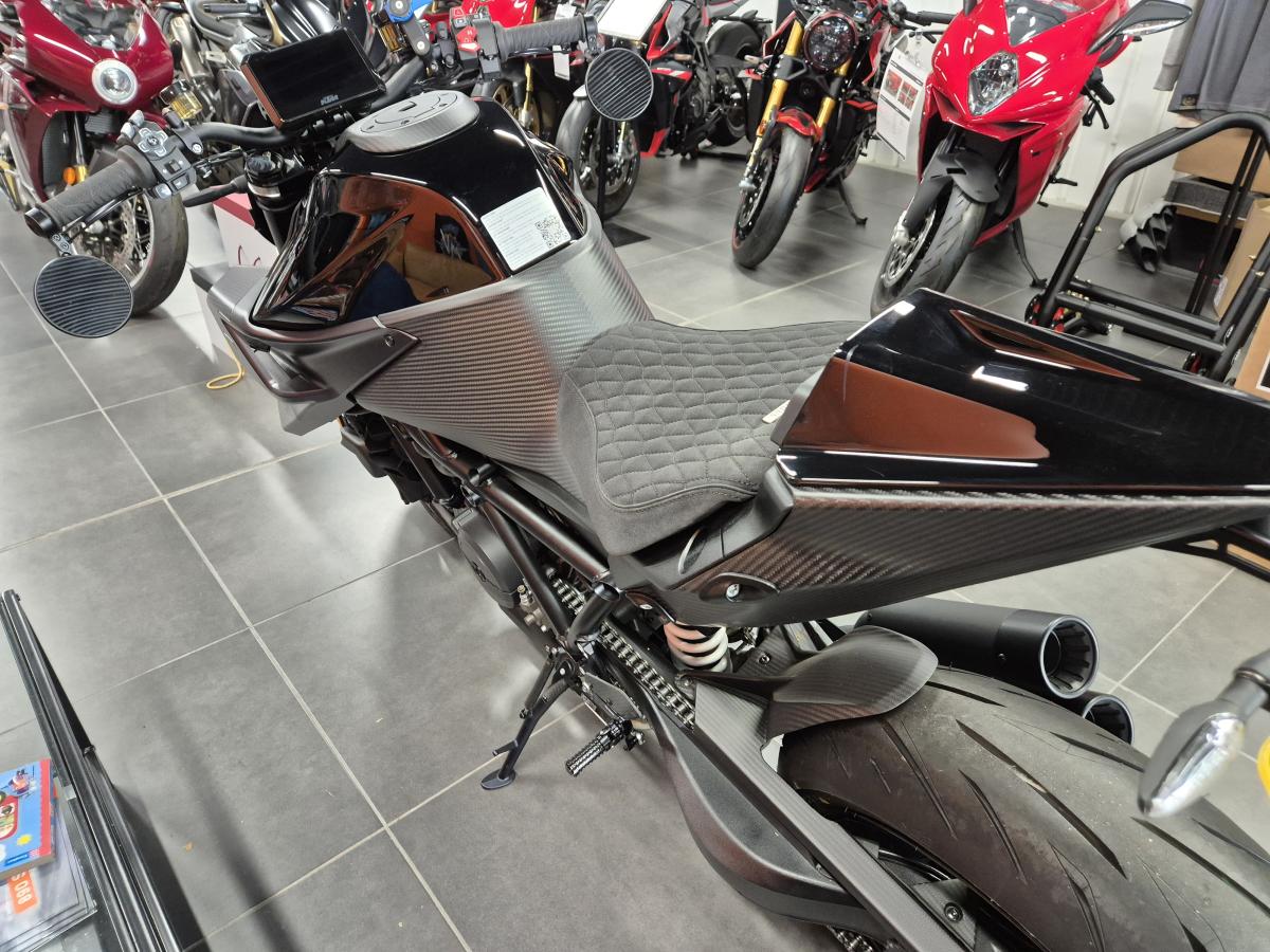 
								KTM Brabus 1300R, full									