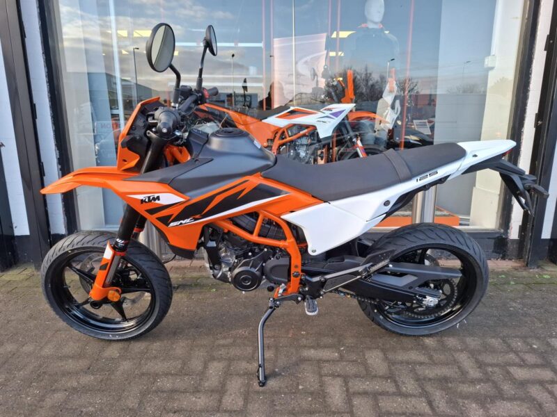 KTM 125 SMC R Supermoto