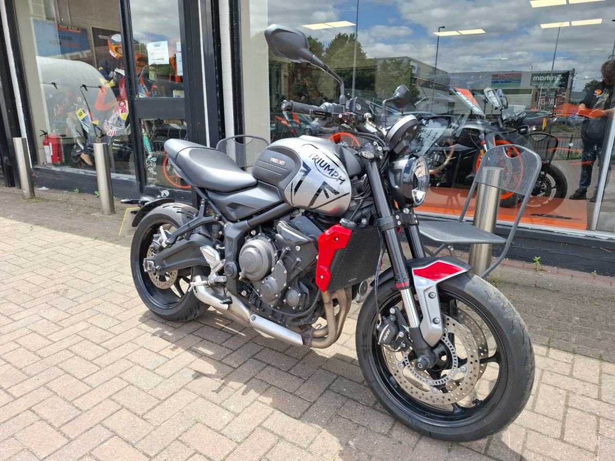 Triumph TRIDENT 660