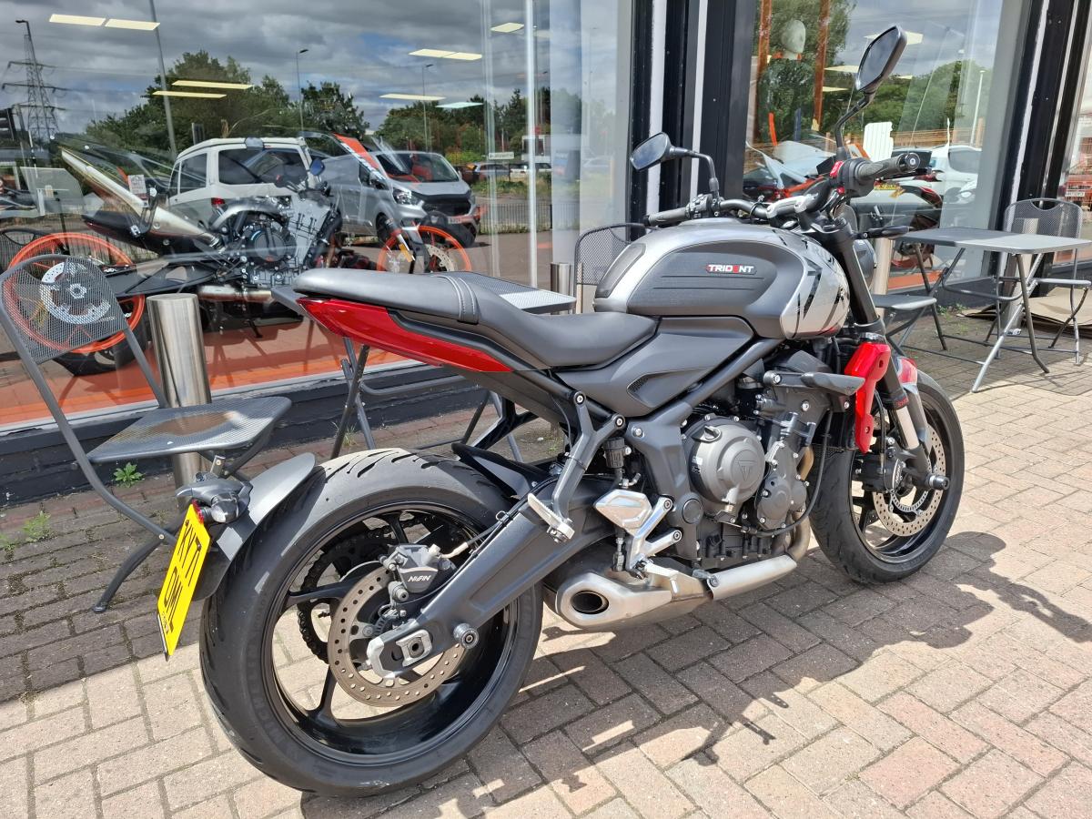 Triumph TRIDENT 660