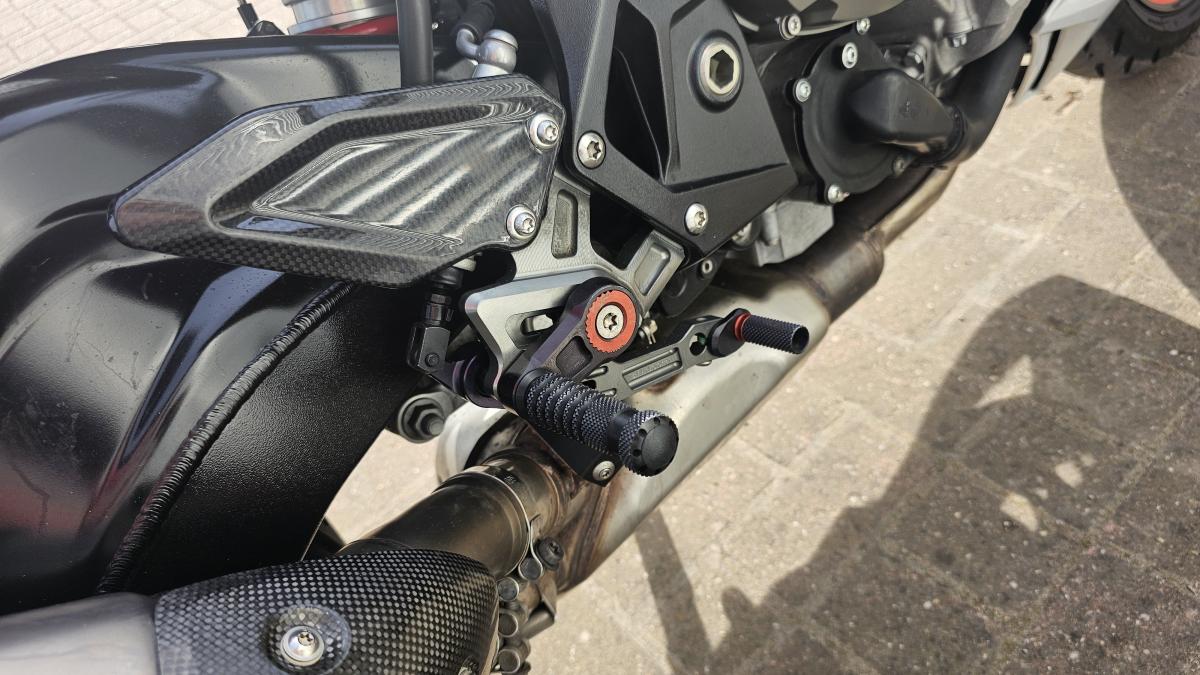 
								Bmw S1000 R Sport full									