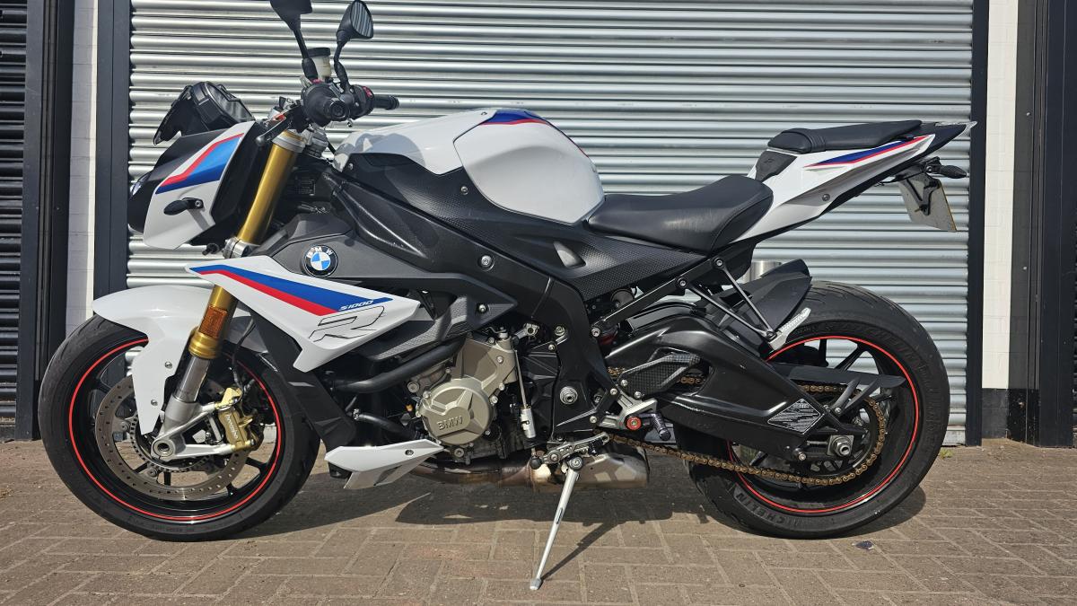 
								Bmw S1000 R Sport full									