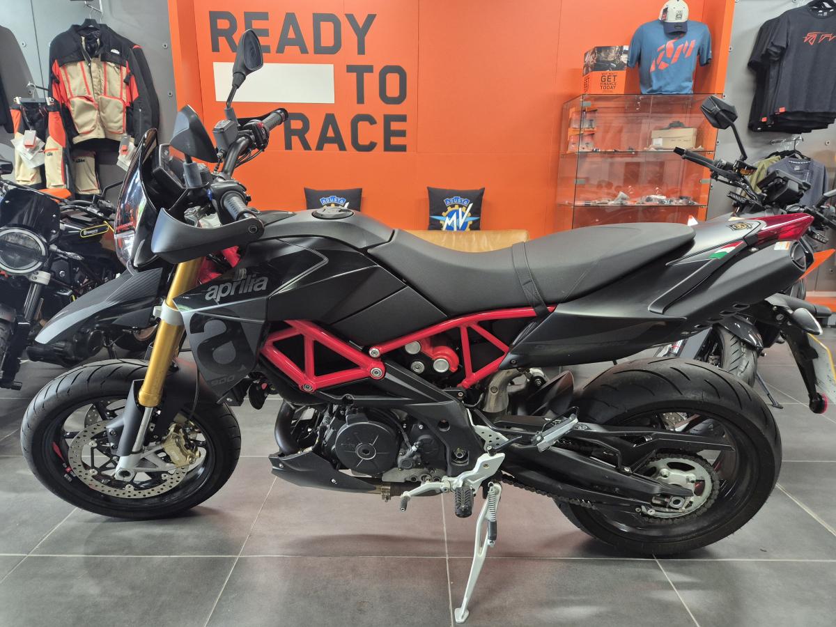
								APRILIA APRILIA DORSODURO full									