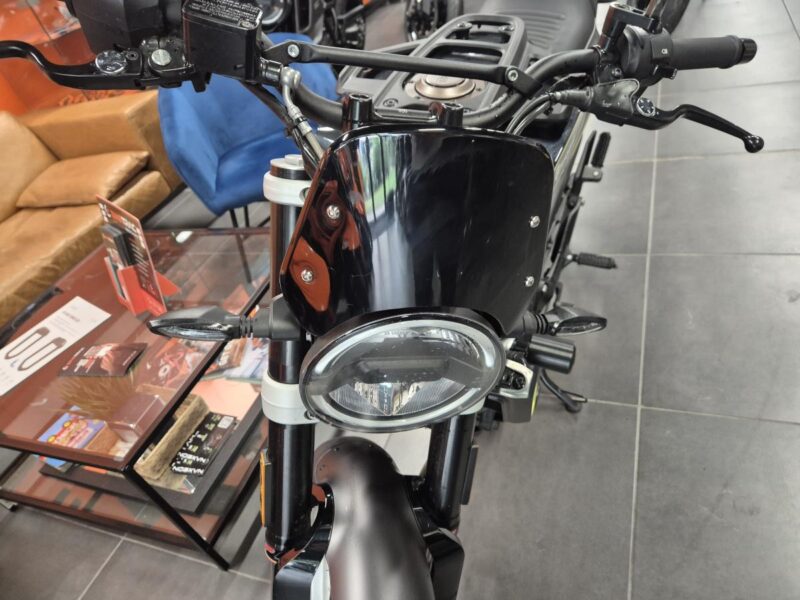 HUSQVARNA SVARTPILEN 401